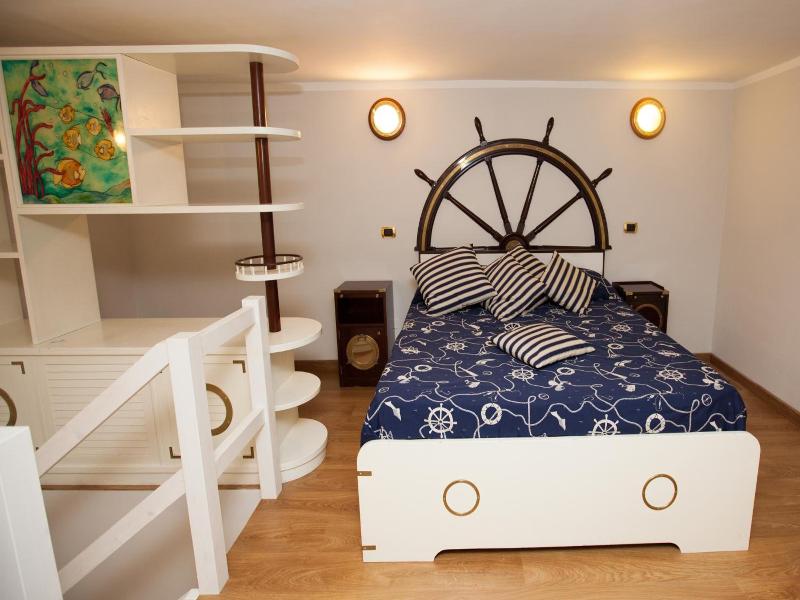 Hotel Ausonia image