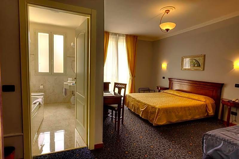 Hotel Castello image