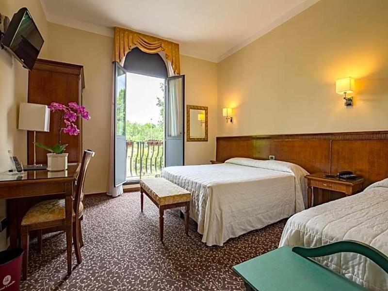 Hotel Castello image