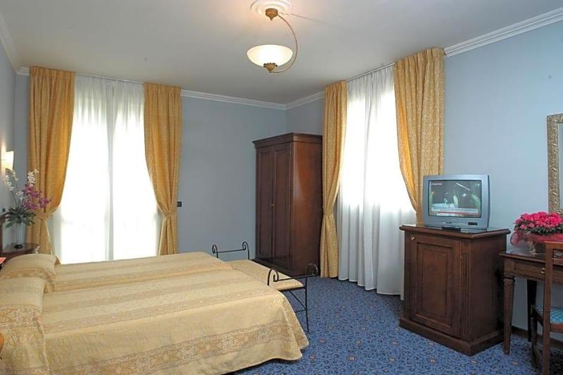 Hotel Castello image