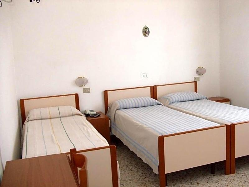 Albergo La Primula image