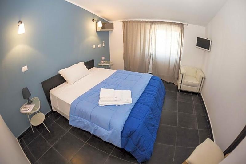 Hotel Ascot image