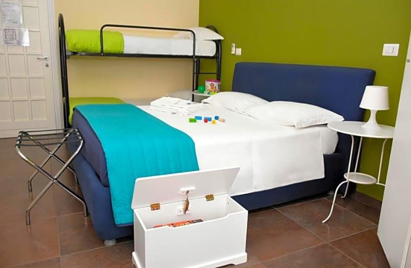 Hotel Ascot image