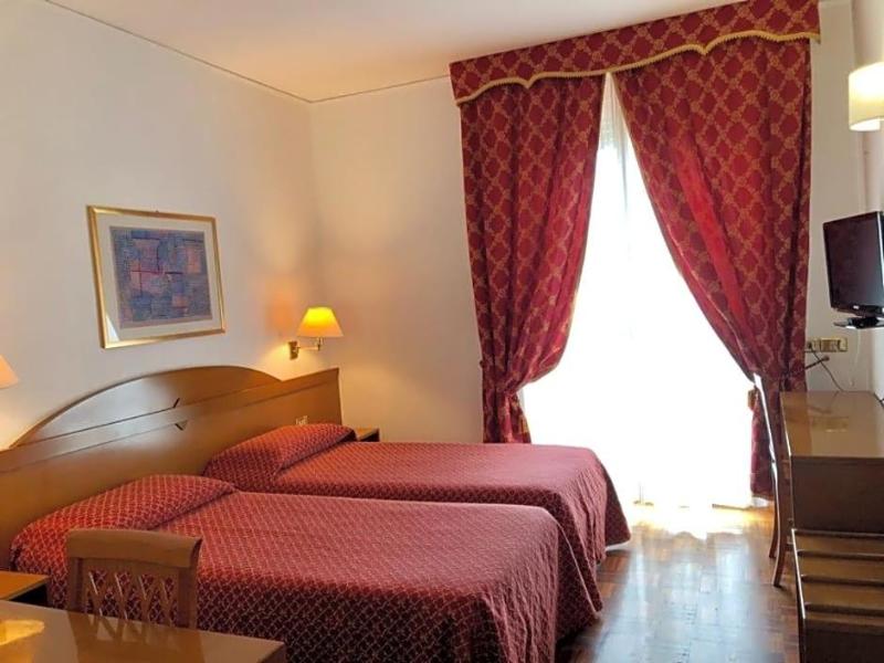 Hotel Arcadia image