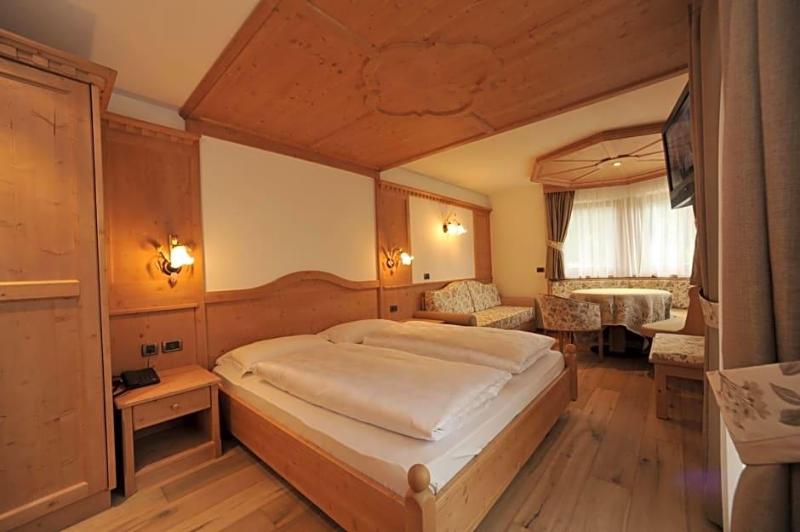 Hotel Muliac image