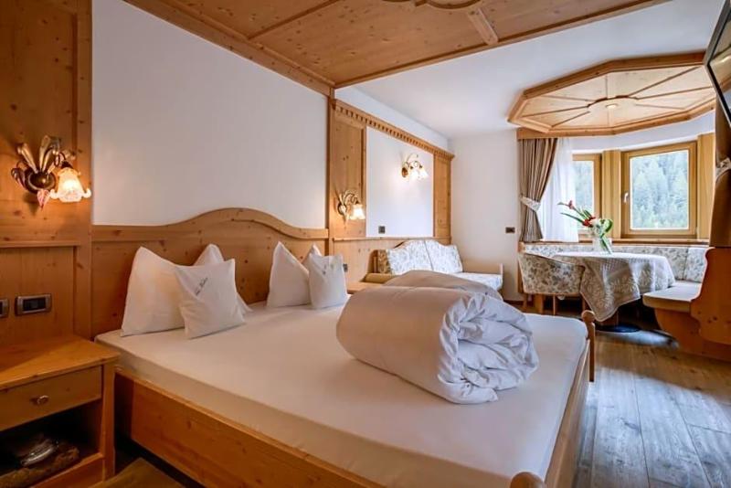 Hotel Muliac image