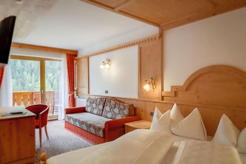 Hotel Muliac image