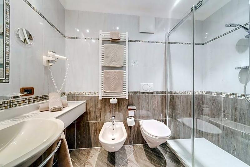 Hotel Muliac image