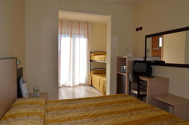 Hotel Mirage image