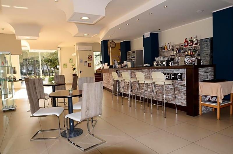 Hotel Mirage image