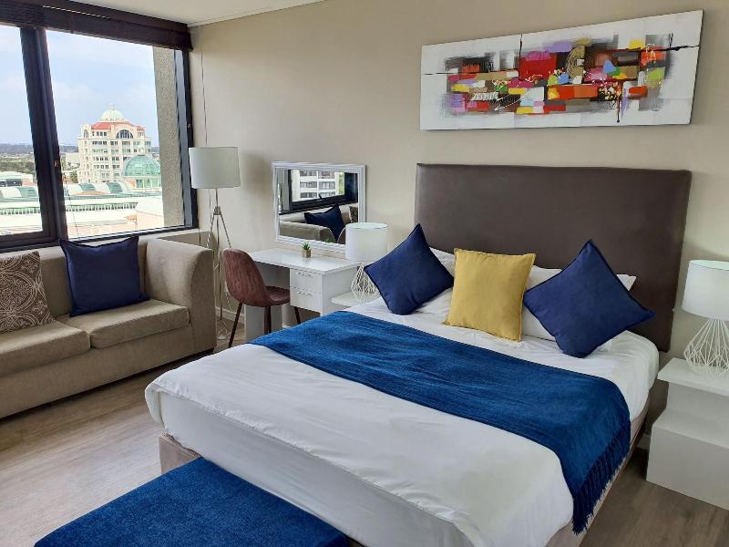Manhattan Luxury Apartments image