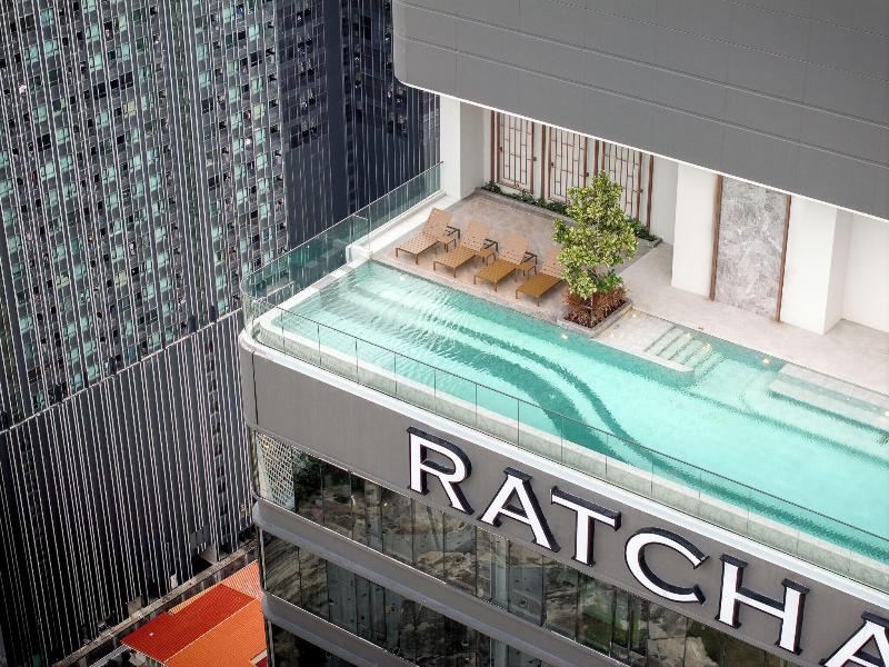 The Quarter Ratchayothin By Uhg image