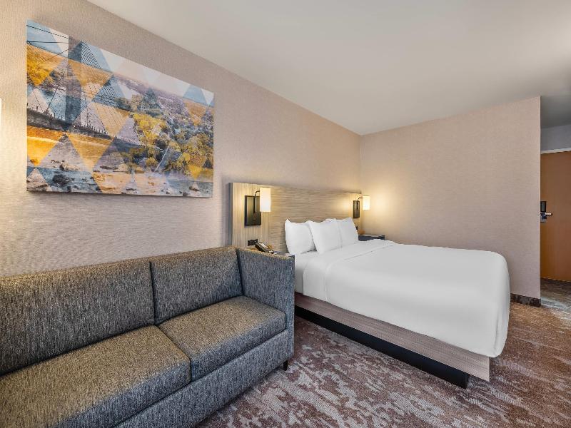 Comfort Inn Alma image