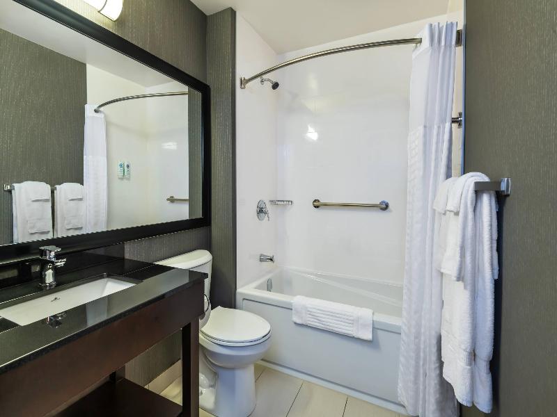 Comfort Inn Alma image
