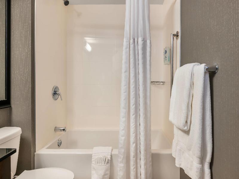 Comfort Inn Alma image