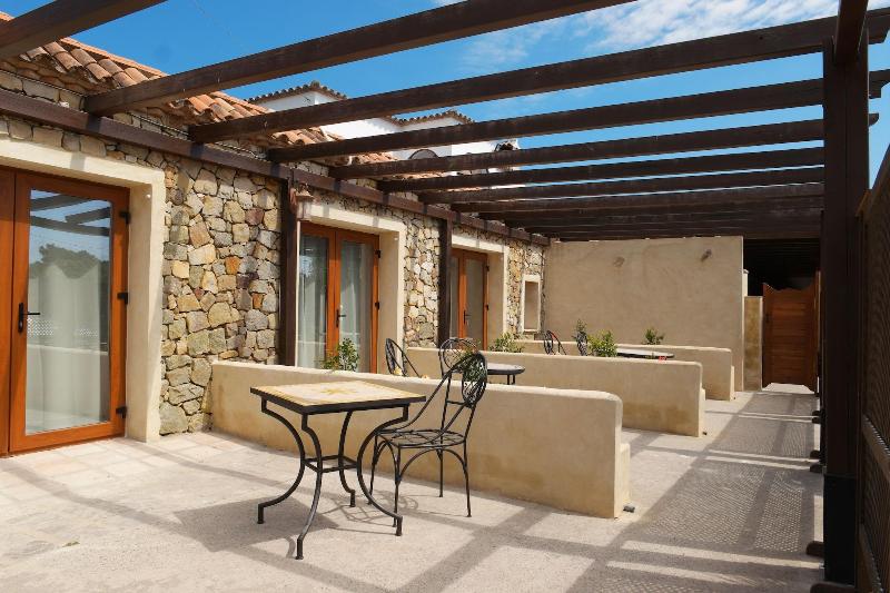 El Rancho image