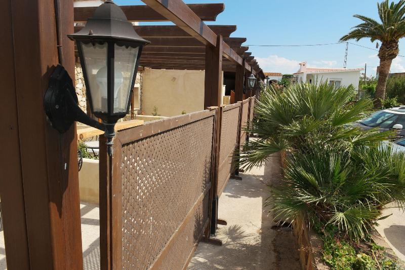 El Rancho image