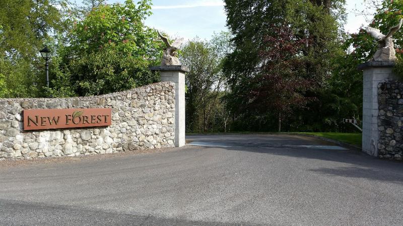 New Forest Golf Club Apartments image