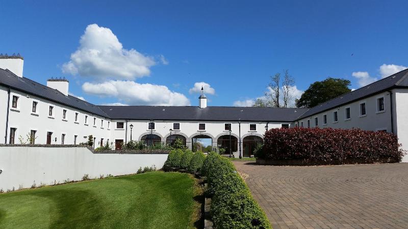 New Forest Golf Club Apartments image