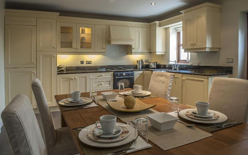 New Forest Golf Club Apartments image