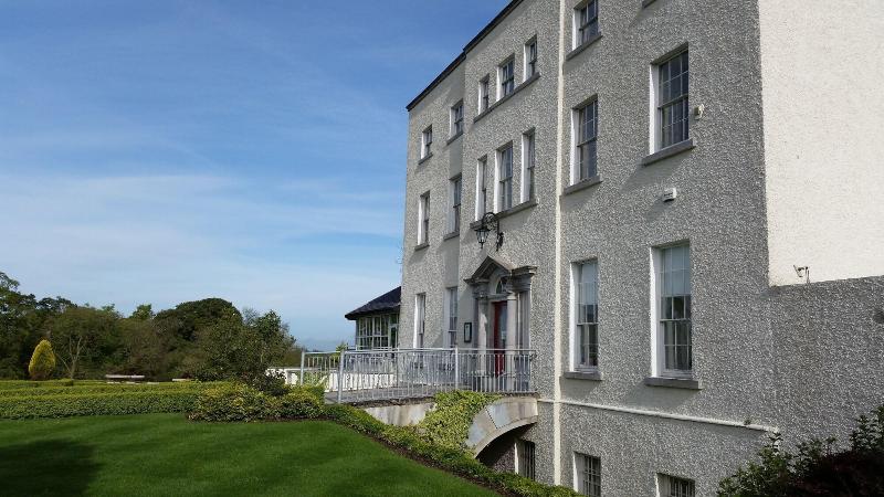 New Forest Golf Club Apartments image