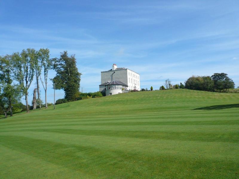 New Forest Golf Club Apartments image