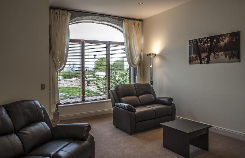 New Forest Golf Club Apartments image