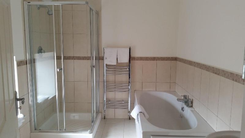 New Forest Golf Club Apartments image