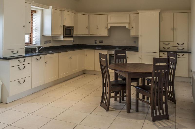 New Forest Golf Club Apartments image