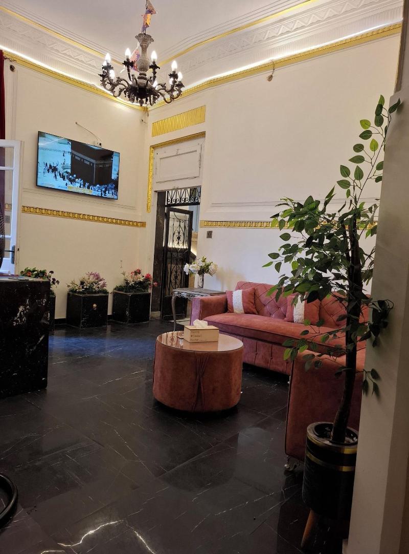 Palace Court image