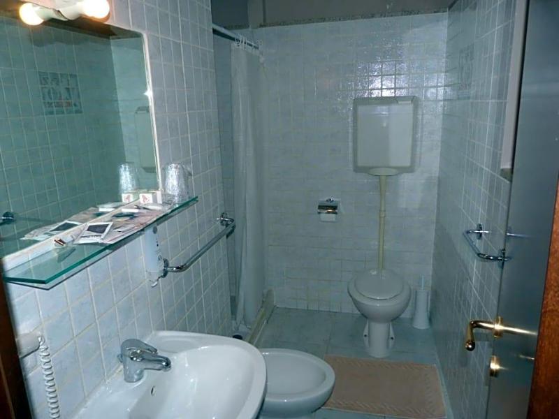 Hotel Eden image