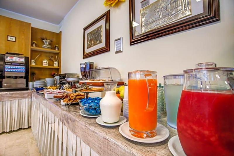 Hotel Tiziana image