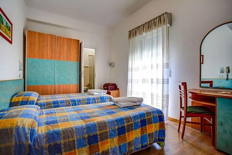 Hotel Tiziana image