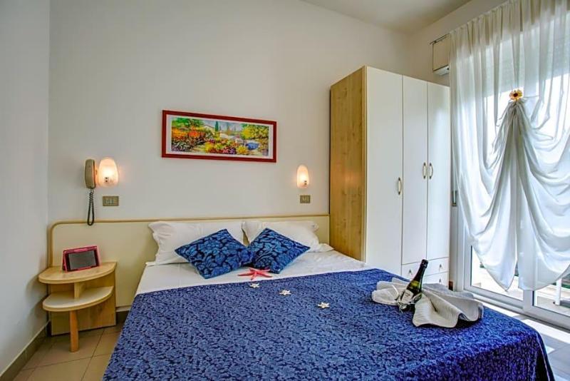 Hotel Tiziana image