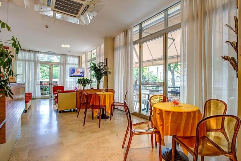 Hotel Tiziana image