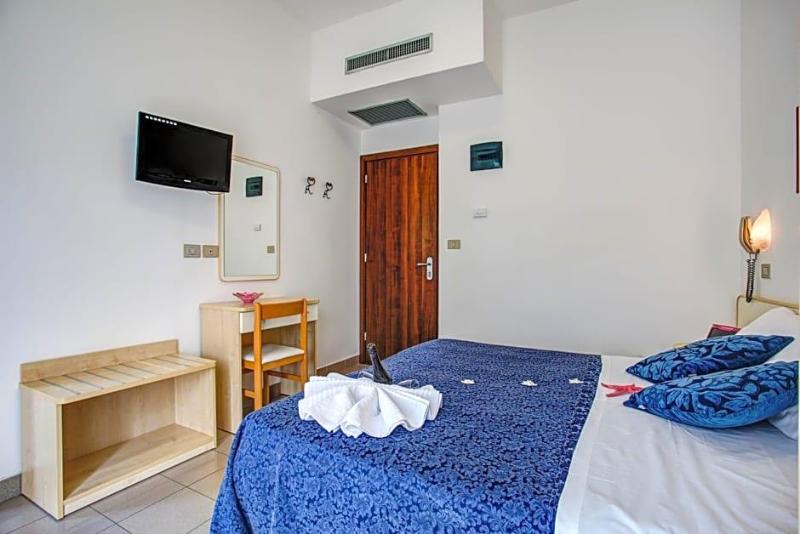 Hotel Tiziana image