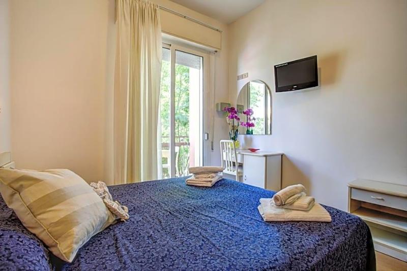 Hotel Tiziana image