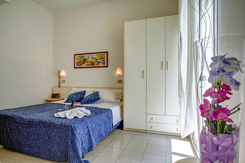 Hotel Tiziana image