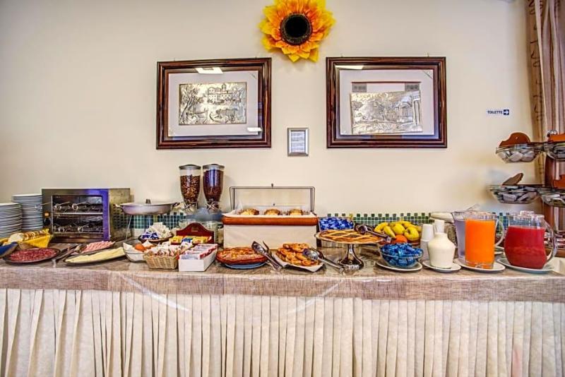 Hotel Tiziana image