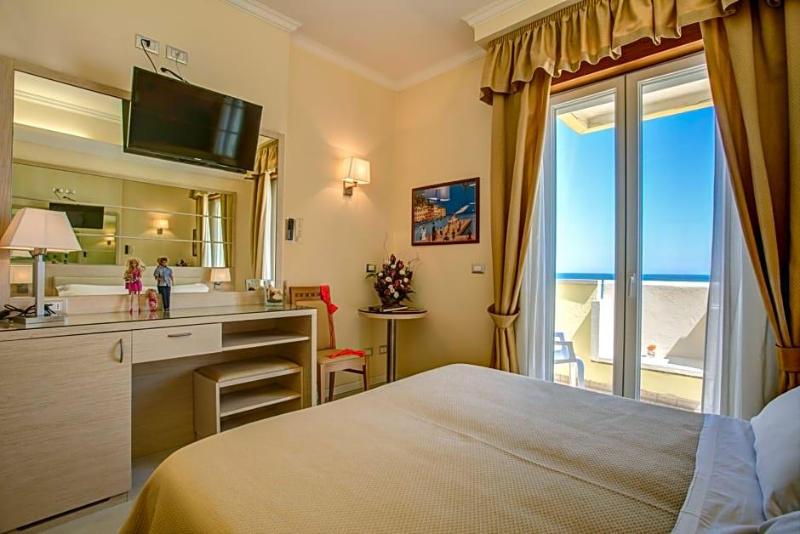 Hotel Caesar Paladium image