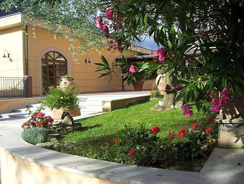 Hotel Del Sole image
