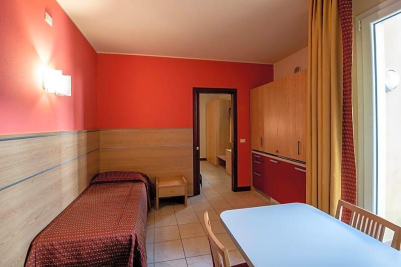 Hotel Mondial image