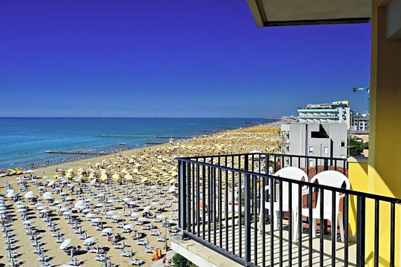 Hotel Mondial image