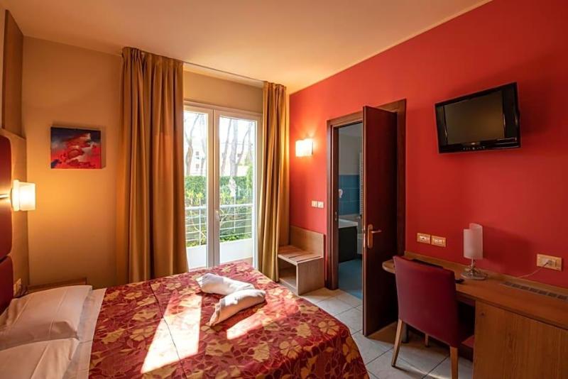 Hotel Mondial image