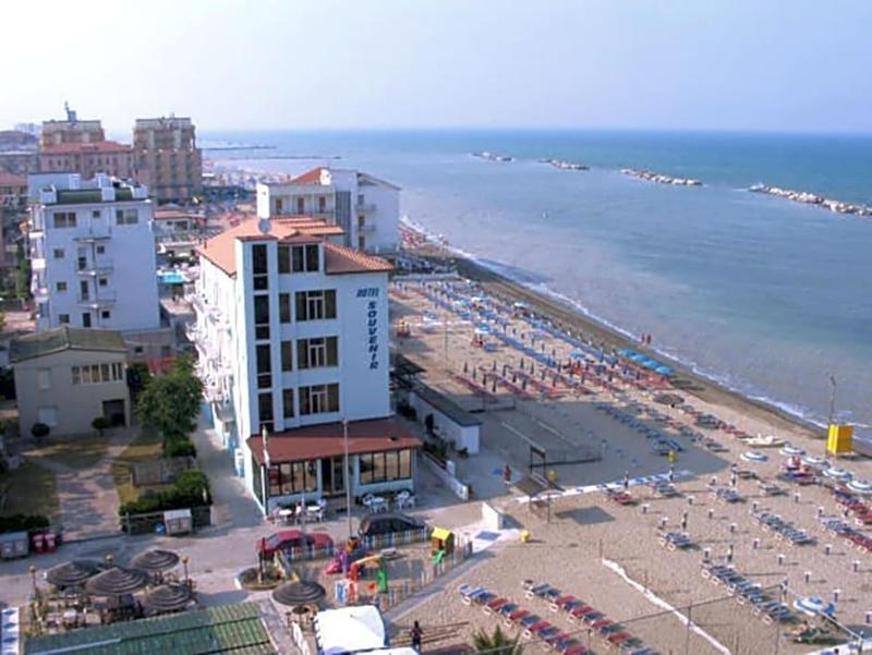Hotel Souvenir image