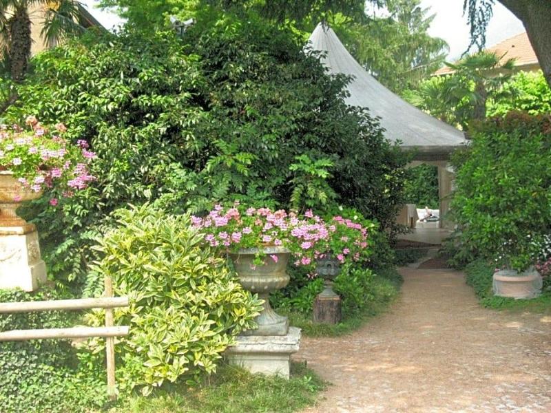 Hotel La Bussola image