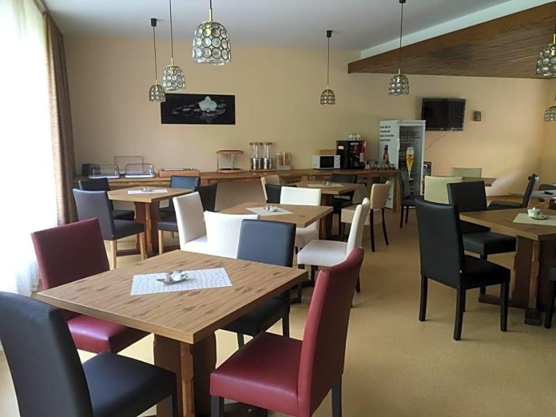 Hotel M&s Garni image