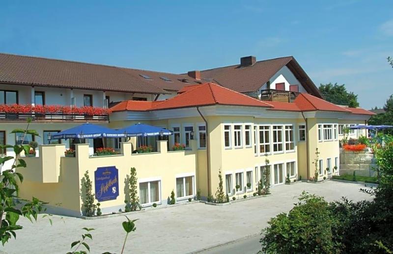 Landgasthof Apfelbeck image