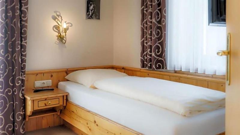 Landgasthof Apfelbeck image