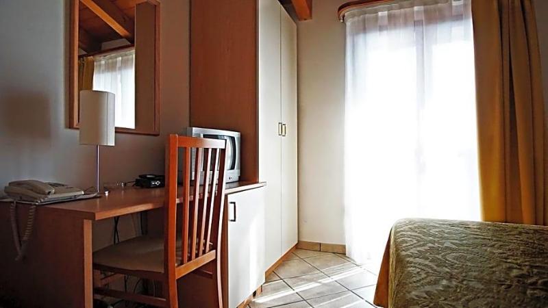 Hotel Alla Nave image